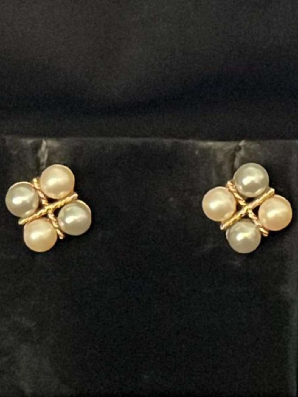 2 Grey and 2 White Faux Pearls with Gold Tone Between Earrings